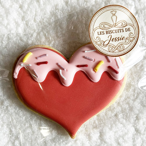Biscuit sablé coeur, décoré au glaçage royal