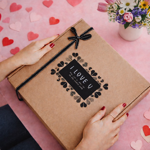 Box prête à offrir Box surprise I love U - pour les amoureux