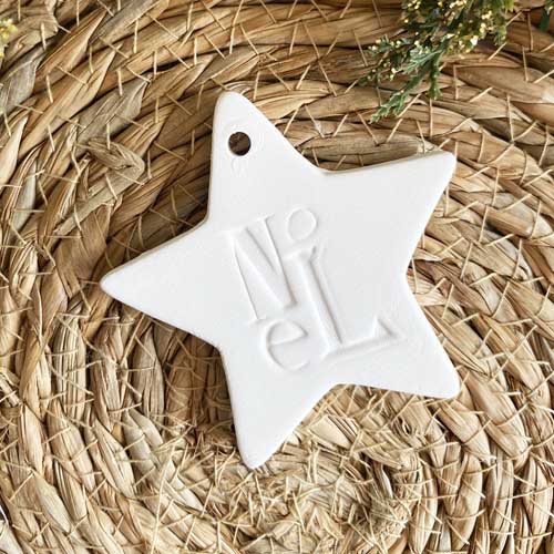 Suspension Étoile en Céramique Non Émaillée – Inscription "Noël"
