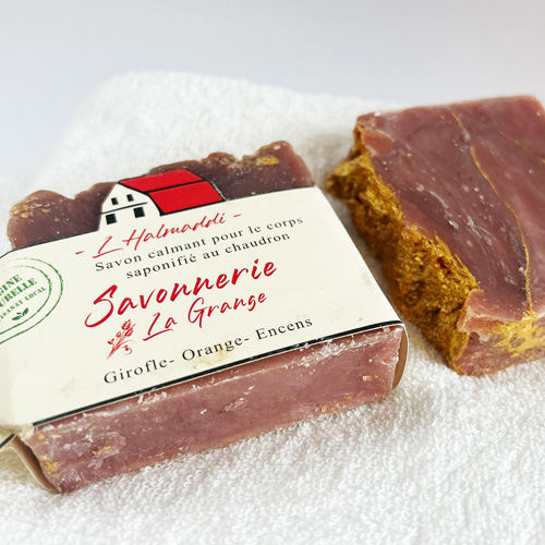 Savon artisanal calmant L"halmaddi - Girofle, Encens, et Orange