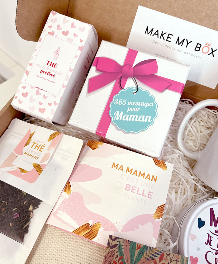 10 idées cadeaux pour la Fête des mères
Notre sélection pour votre Box cadeau Maman.
Vous en êtes à votre 25ème, 30ème ou 40ème Fête des mères et vous ne savez plus quoi lui offrir ? Un collier de pâte et un bouquet de fleurs ne suffisent plus à assouvir votre soif d'offrir ? On comprend... Mais surtout, on a la solution ! La Box cadeau personnalisable maman